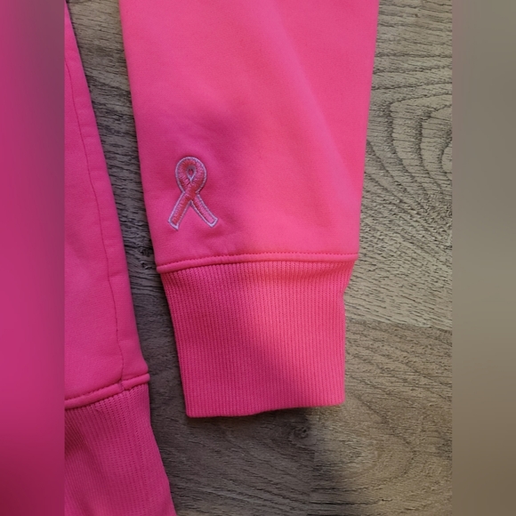 Under Armour pink breast cancer hoodie size XS - Picture 2 of 6